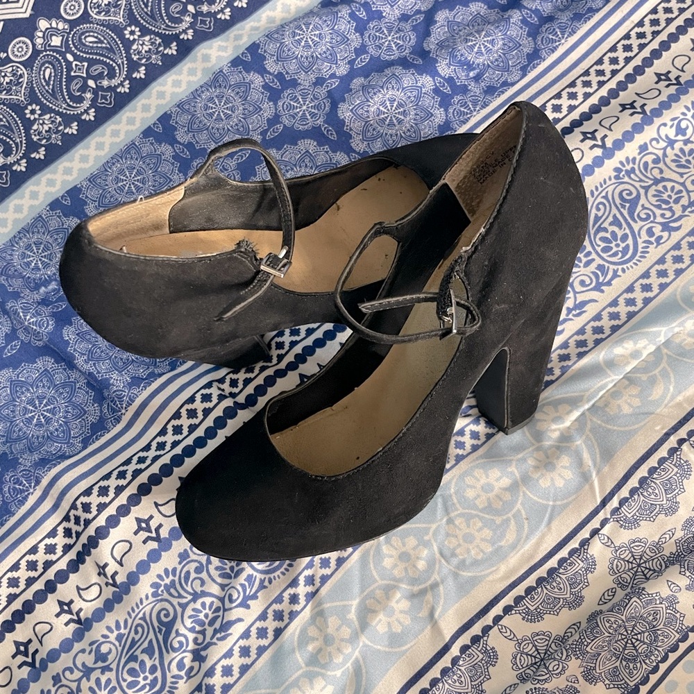 Black velvet heels womens 7 1/2